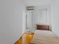 Izdavanje, dvosoban stan, 68m², Stari Aerodrom, Podgorica - image 9