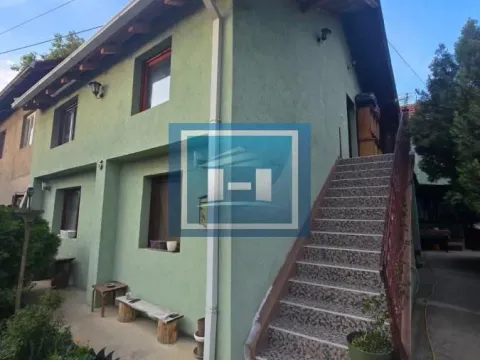 Sale, house, 150m², Centar, Leskovac - image 1