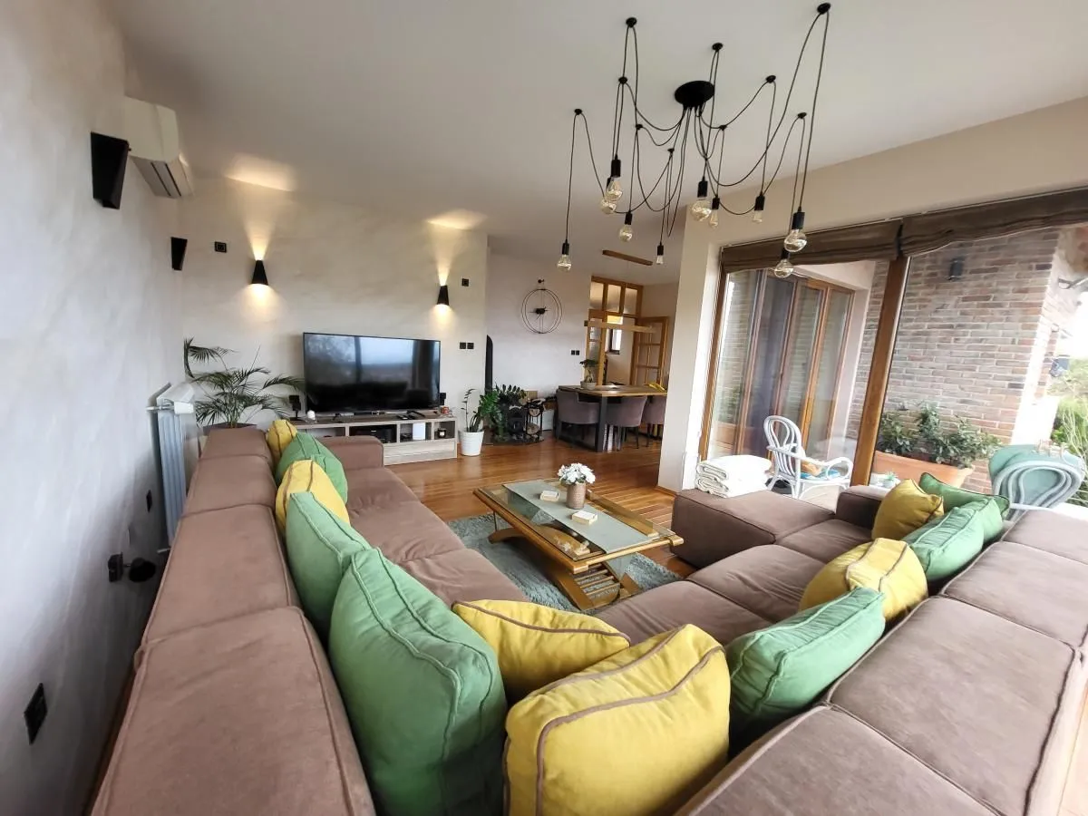 Prodaja, kuća, 165m², Sremska Kamenica, Petrovaradin
