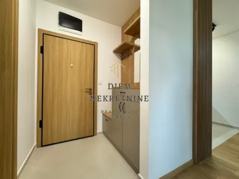 Izdavanje, jednosoban stan, 45m², Podgorica, Crna Gora - image 2