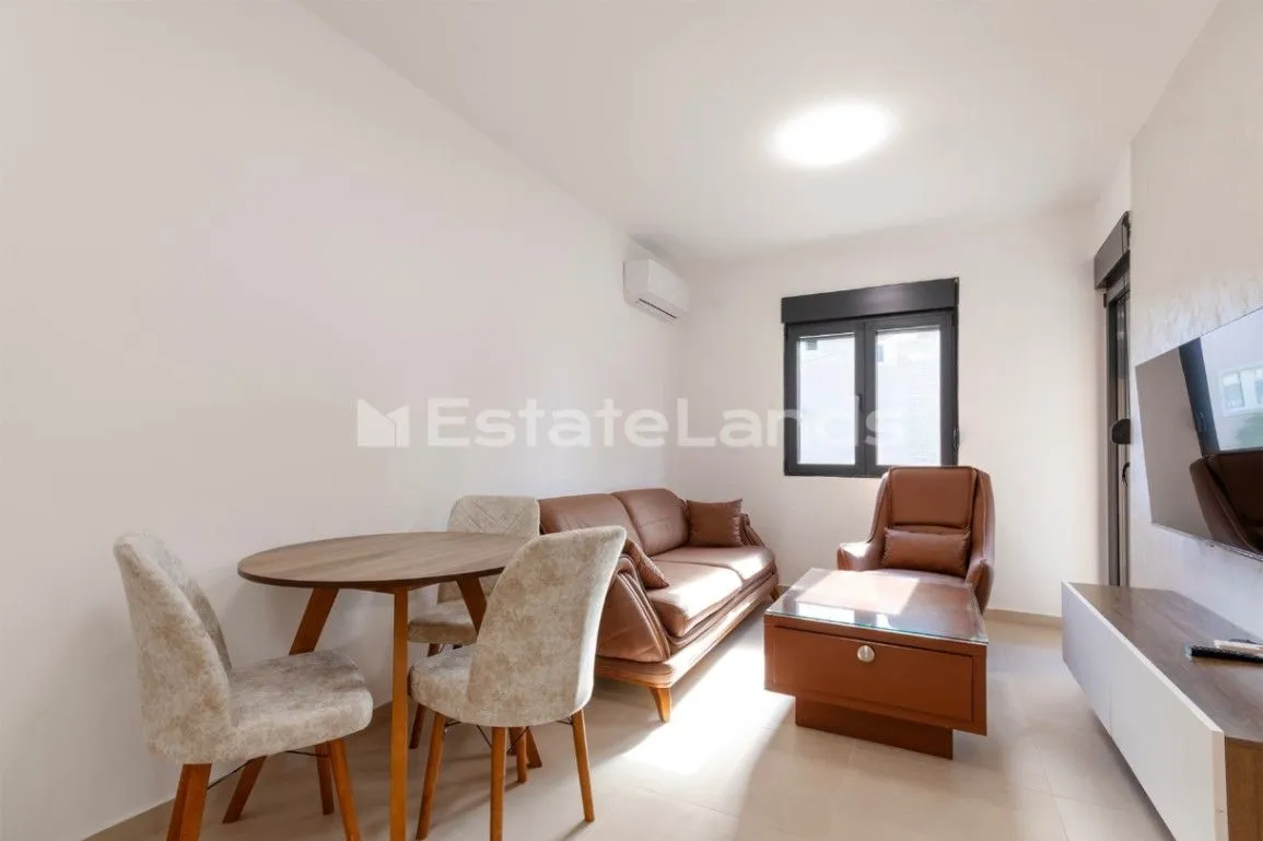 Izdavanje, jednosoban stan, 48m², Dumidran, Tivat