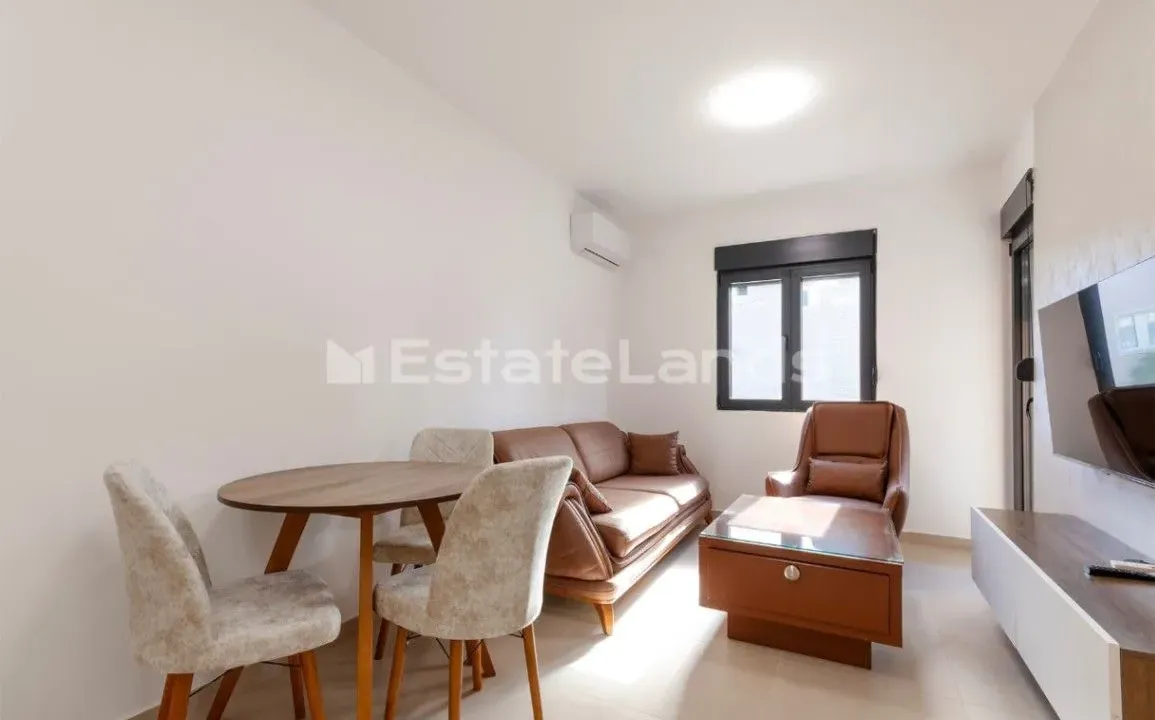 Rent, one bedroom apartment, 48m², Dumidran, Tivat