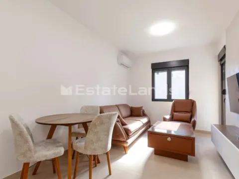 Rent, one bedroom apartment, 48m², Dumidran, Tivat