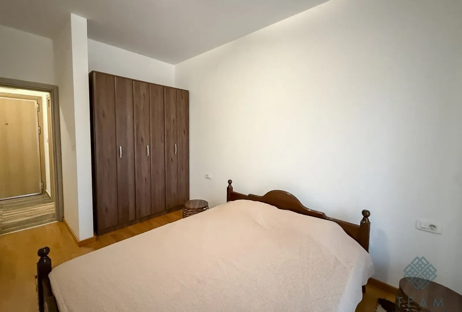 Izdavanje, jednosoban stan, 50m², Stari Aerodrom, Podgorica