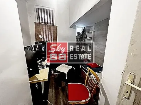 Sale, four bedroom apartment, 92m², Stari Grad, Beograd - image 13
