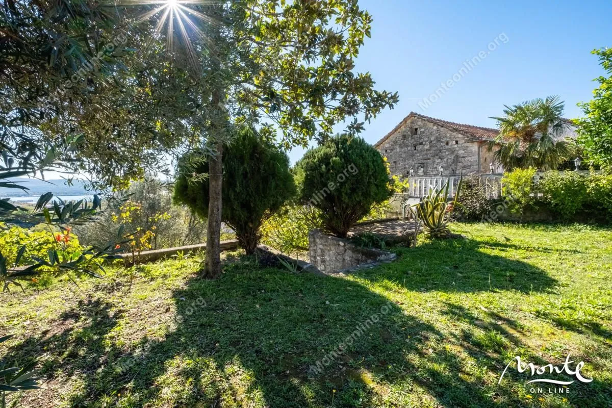 Prodaja, kuća, 153m², Tivat, Crna Gora