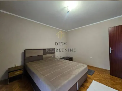 Rent, two bedroom apartment, 92m², Centar, Bar - image 2