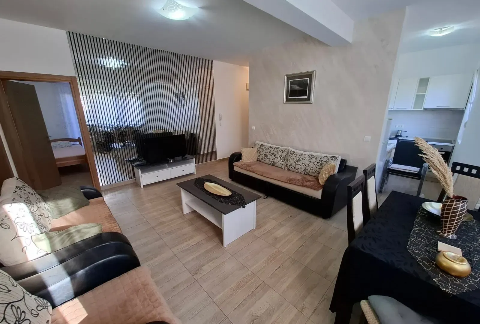 Rent, two bedroom apartment, 75m², Dumidran, Tivat