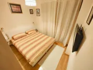 Izdavanje, dvosoban stan, 50m², Centar, Budva - image 4