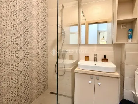 Rent, one bedroom apartment, 44m², Blok 9, Podgorica - image 9