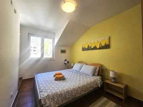 Sale, two bedroom apartment, 77m², Orahovac, Kotor - image 11