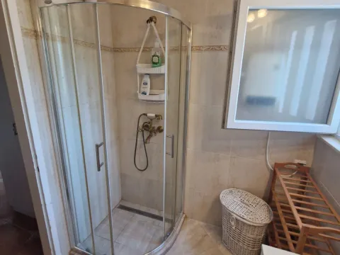 Sale, two bedroom apartment, 85m², Prčanj, Kotor - image 16