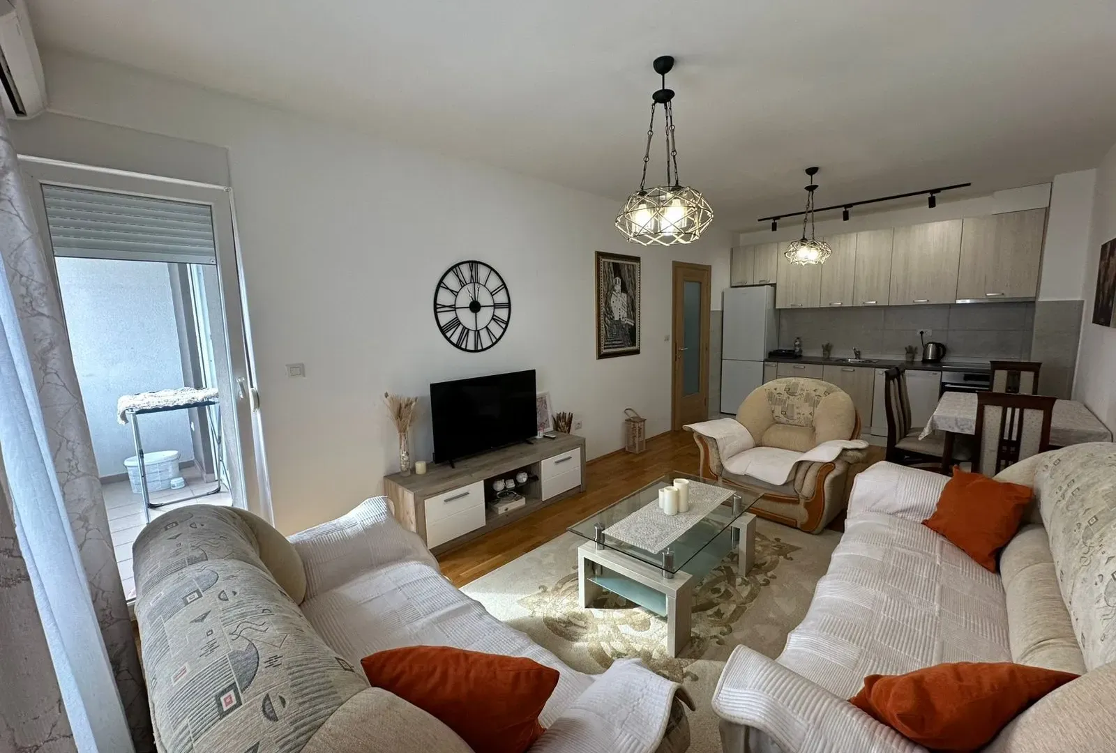 Rent, two bedroom apartment, 66m², Stari Aerodrom, Podgorica
