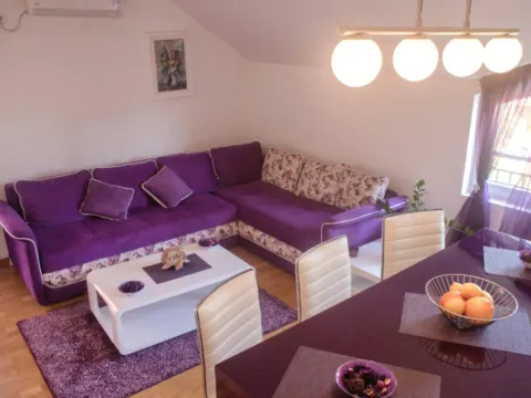 Izdavanje, jednosoban stan, 46m², Dalmatinska ulica, Podgorica - image 8