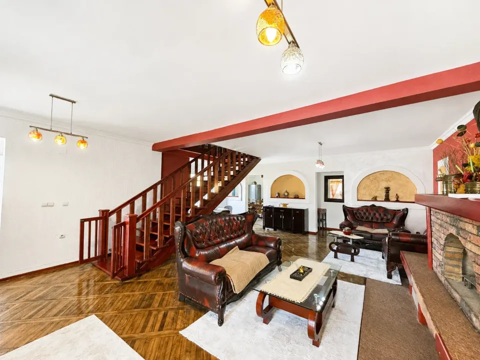 Rent, two bedroom apartment, 260m², Tivat, Crna Gora