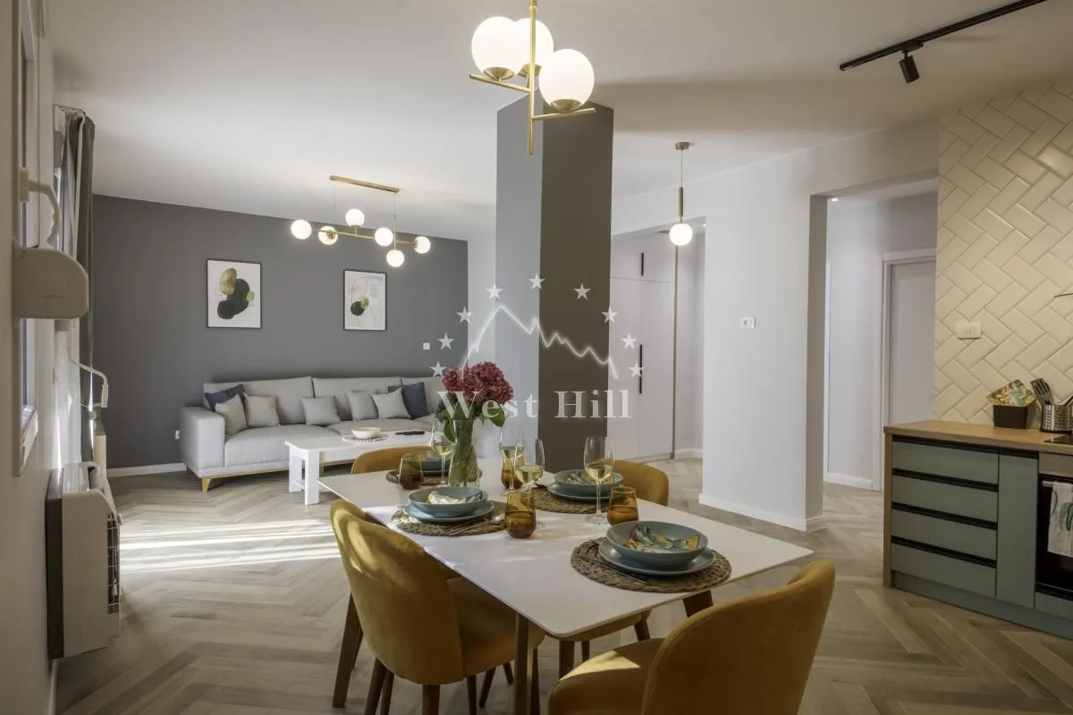 Prodaja, dvosoban stan, 80m², Risan, Kotor