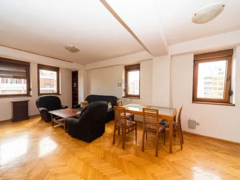 Izdavanje, jednosoban stan, 65m², Centar, Podgorica - image 2