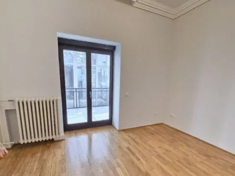 Izdavanje, kuća, 550m², Autokomanda, Voždovac Sve Podlokacije - image 6