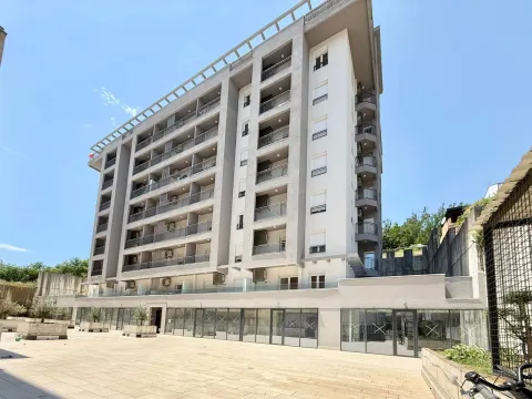 Prodaja, dvosoban stan, 68m², Momišići, Podgorica - image 8