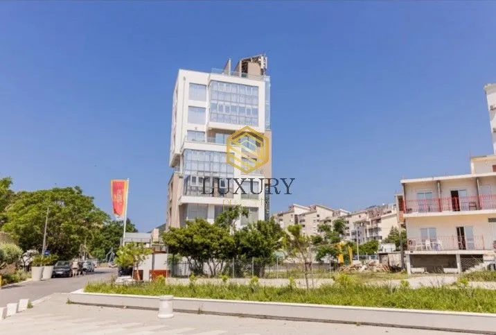 Izdavanje, ugostiteljski objekat, 2000m², Sutomore, Bar