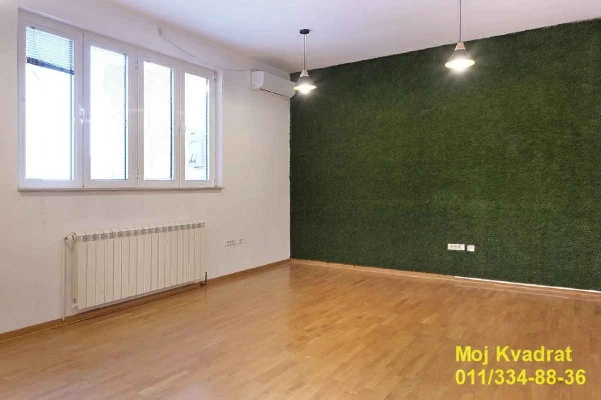 Izdavanje, poslovni prostor, 130m², Stari Grad, Beograd