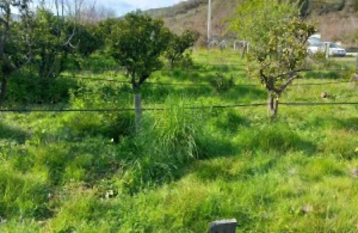Prodaja, plac, 560m², Ulcinj, Crna Gora