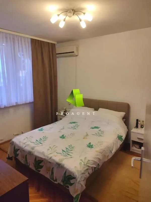 Prodaja, trosoban stan, 66m², Medijana, Niš