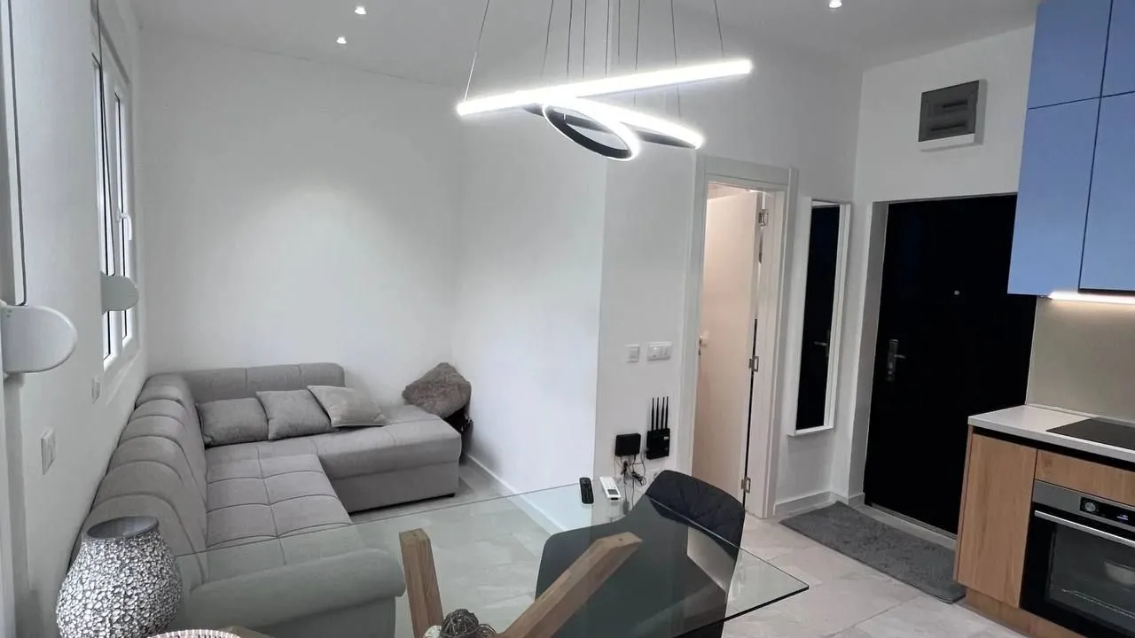 Prodaja, garsonjera, 30m², Centar, Kotor