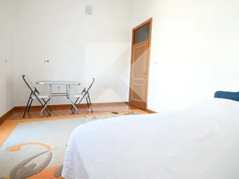 Rent, house, 400m², Zlatica, Podgorica - image 18
