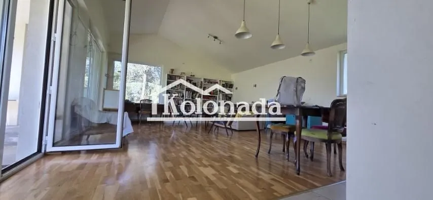 Prodaja, kuća, 243m², Nemenikuće, Sopot