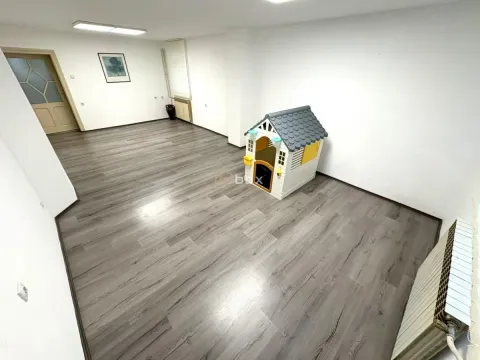 Rent, office space, 120m², Centar, Niš - image 11