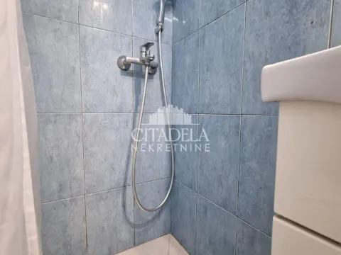 Prodaja, dvosoban stan, 42m², Karaburma, Palilula Sve Podlokacije - image 13