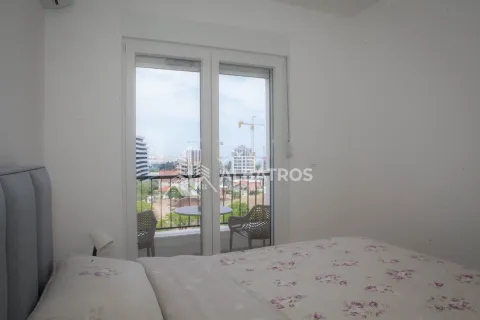 Izdavanje, jednosoban stan, 43m², Ilino, Bar - image 11