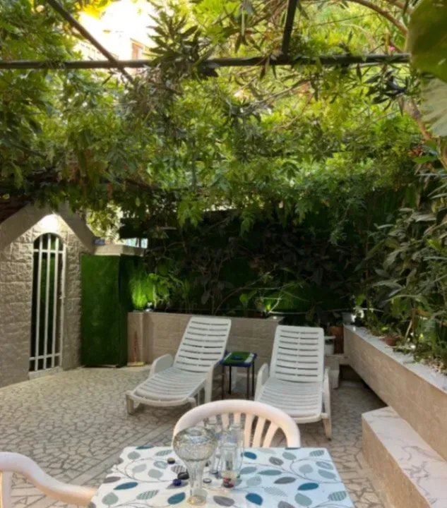 Izdavanje, dvosoban stan, 36m², Lazi, Budva