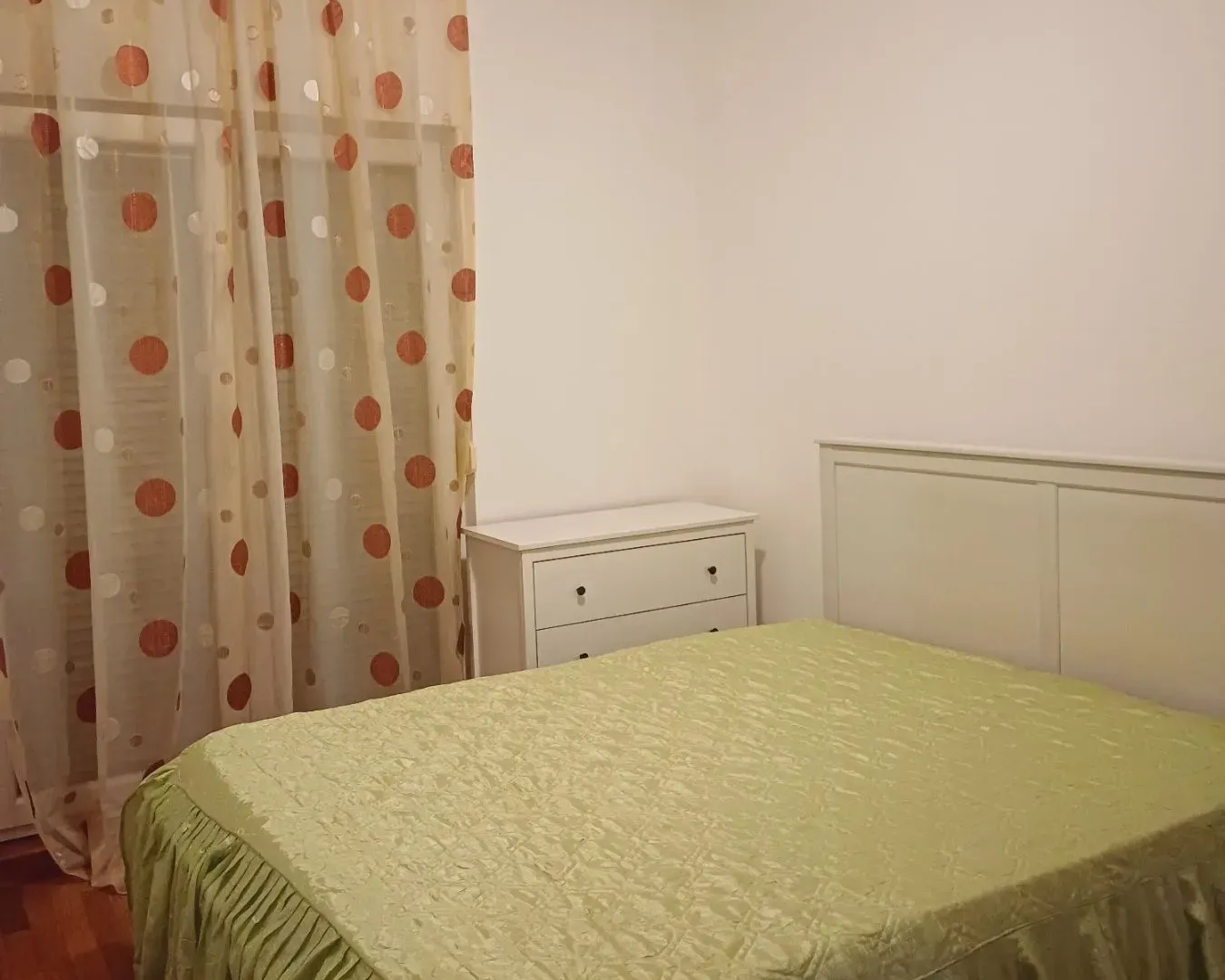 Izdavanje, jednosoban stan, 54m², City Kvart, Podgorica