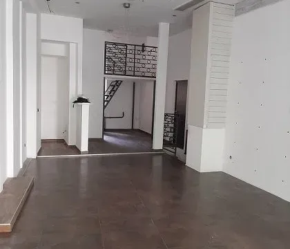 Izdavanje, poslovni prostor, 70m², Stari Grad, Beograd - image 2