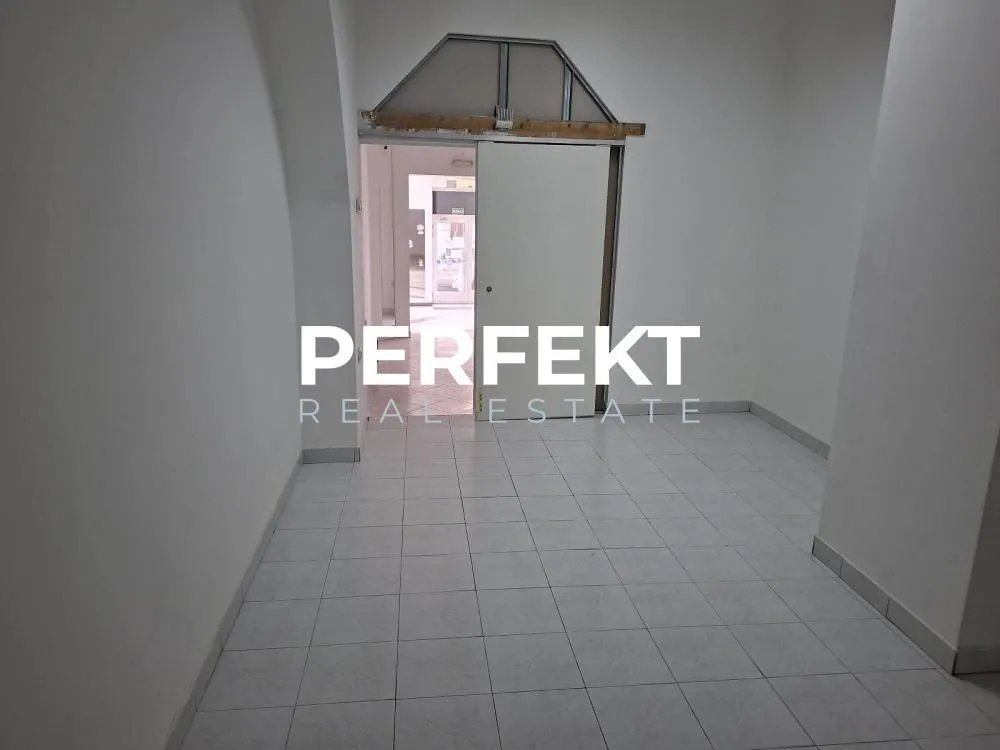 Rent, office space, 75m², Centar, Pančevo