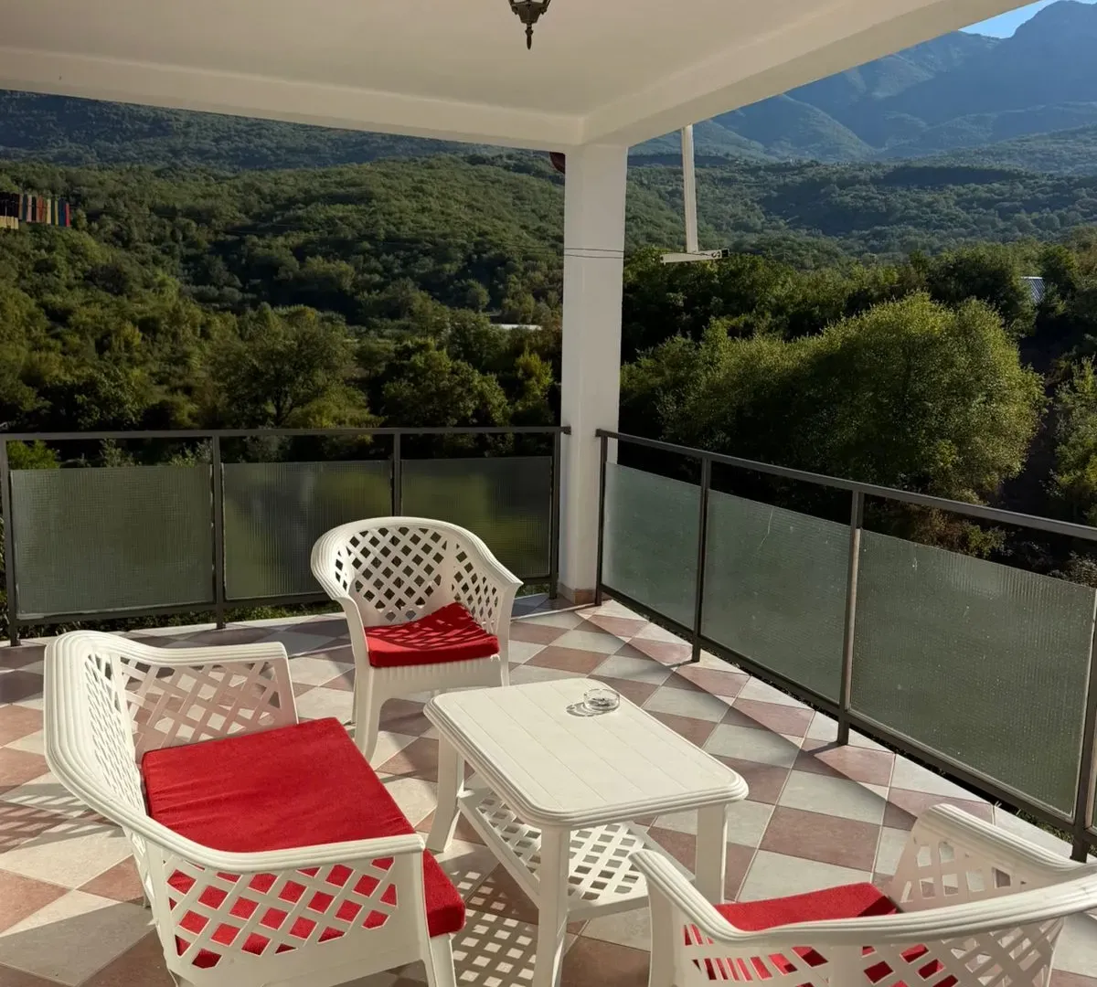 Rent, house, 125m², Radanovići, Kotor