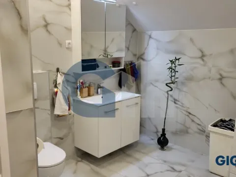 Sale, house, 109m², Zemun Meandri, Zemun Sve Podlokacije - image 9