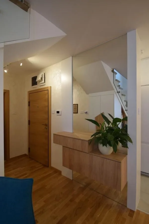 Prodaja, četvorosoban stan, 111m², Sajmište, Novi Sad