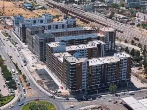 Prodaja, trosoban stan, 83m², Stari Aerodrom, Podgorica - image 1