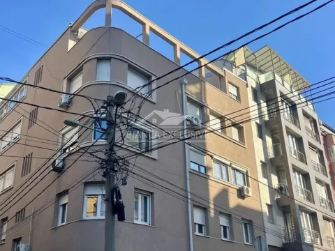 Sale, three bedroom apartment, 74m², Vračar Sve Podlokacije, Beograd - image 18