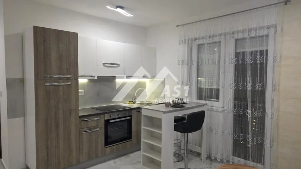 Izdavanje, jednosoban stan, 35m², Veternik, Novi Sad Sve Podlokacije