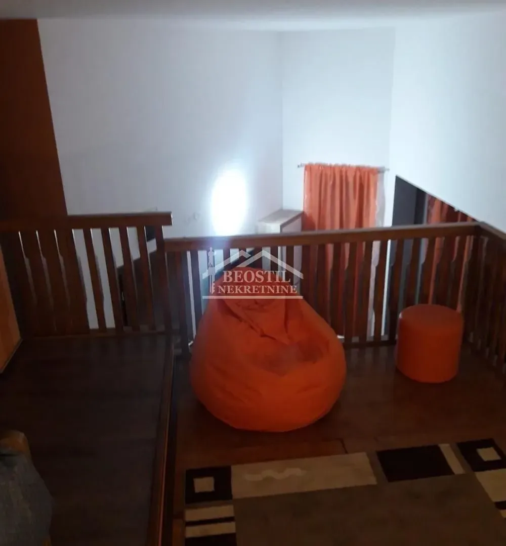 Prodaja, trosoban stan, 39m², Centar, Čajetina