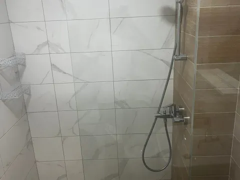 Izdavanje, jednosoban stan, 43m², Stari Aerodrom, Podgorica - image 6