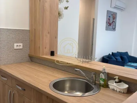 Izdavanje, trosoban stan, 50m², Zvezdara Sve Podlokacije, Beograd - image 5