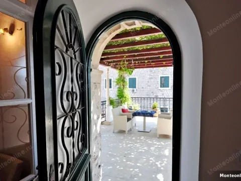 Prodaja, kuća, 500m², Herceg Novi, Crna Gora - image 9