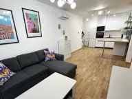 Izdavanje, dvosoban stan, 57m², Bečići, Budva - image 1