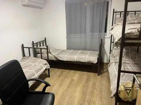 Izdavanje, kuća, 350m², Leštane, Grocka - image 10