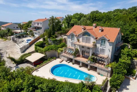 Prodaja, trosoban stan, 92m², Muo, Kotor - image 3